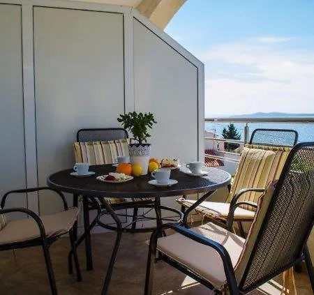 Marta アパート *