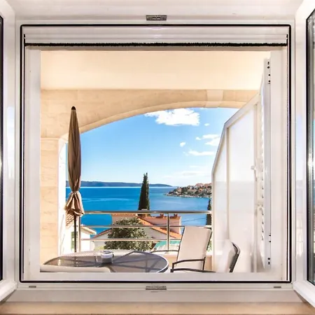 Marta Апартаменты Трогир