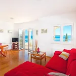Marta Apartamento Trogir