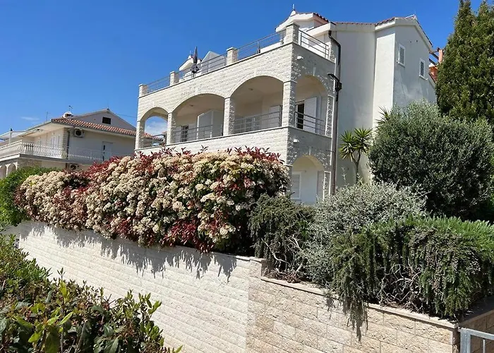 Marta Trogir