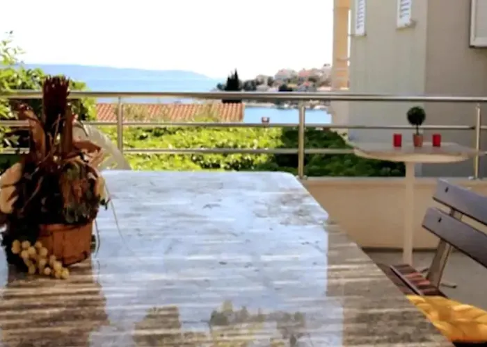 Marta Trogir