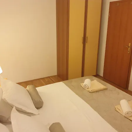 Marta 公寓 *